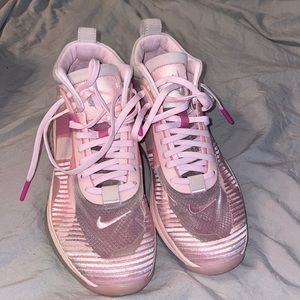 Nike Lebron X JE Icon QS Sneakers Pink
